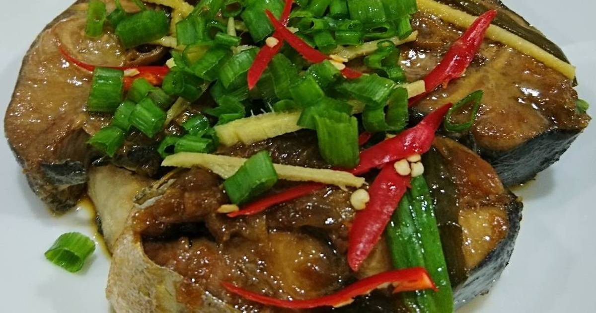 Cá cam kho gừng