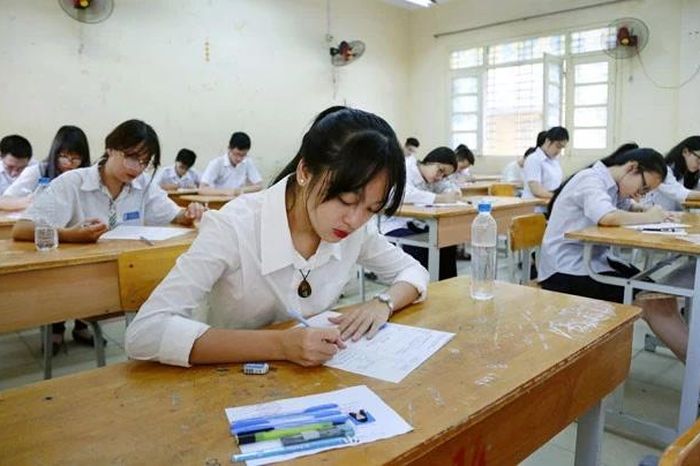 Hơn 60.000 học sinh Hà Nội chưa đăng ký lớp 10: Hạn chót 17/4 - Báo Tri thức &amp; Cuộc sống