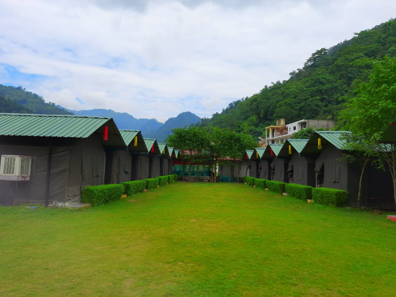 GRANDE Rishikesh Cottages & Camps