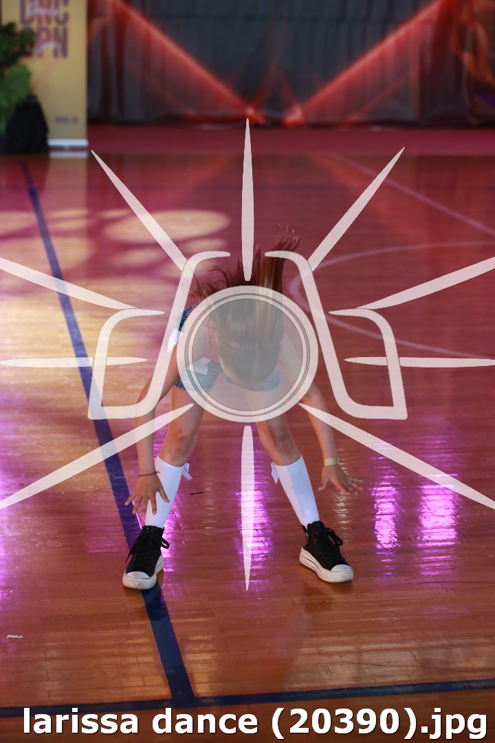 larissa dance (20390).jpg