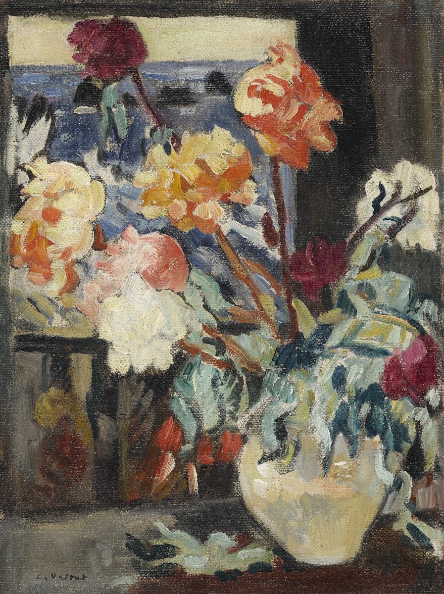 Vase de pivoines devant une fenêtre circa 1916