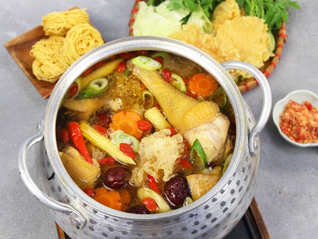 Lẩu Gà Tứ Xuyên