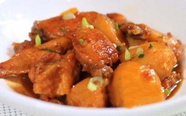 Cánh Gà Kho Khoai Tây