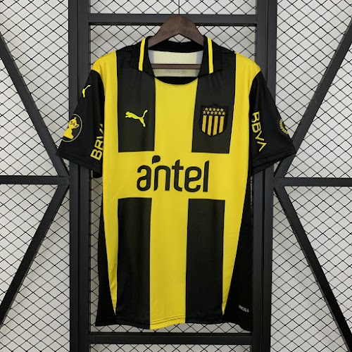 25-26 Peñarol Local.jpeg