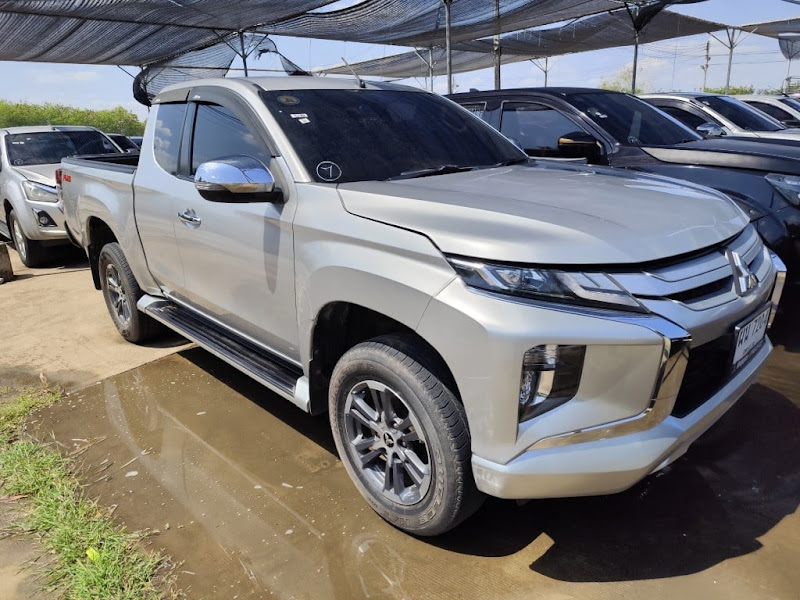 MITSUBISHI TRITON 18-23