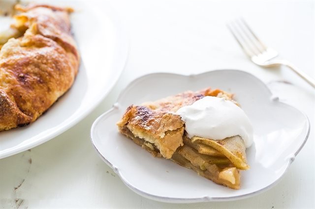 Bánh Táo - Apple Crostata