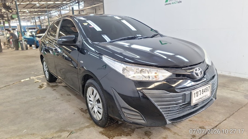 TOYOTA YARIS ATIV