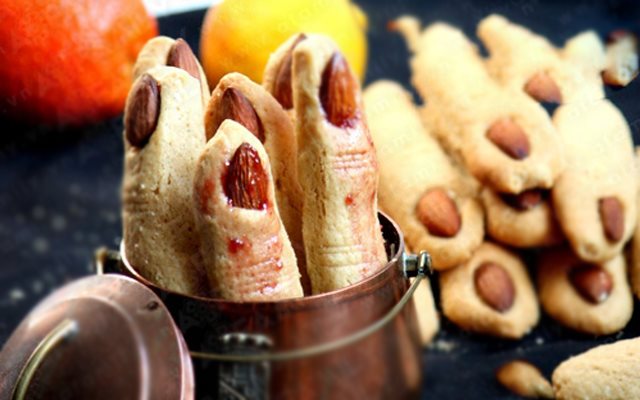 Bánh Quy Hình Ngón Tay