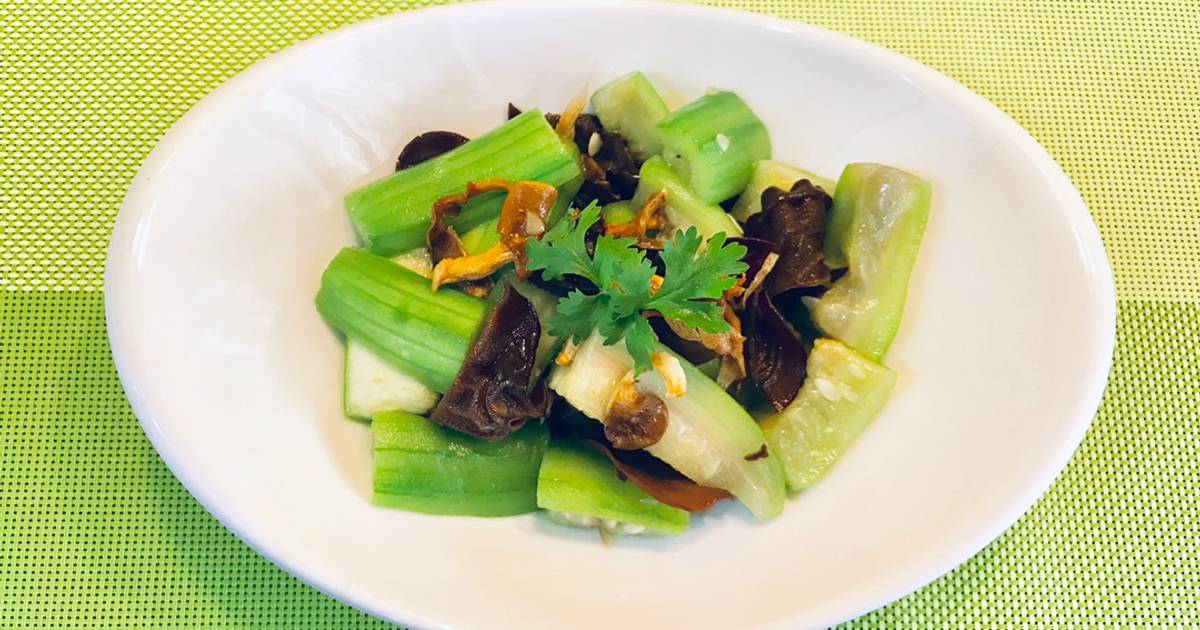 Mướp xào mộc nhĩ