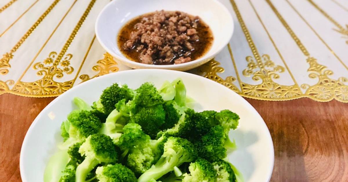 Bông cải xanh + Thịt kho tiêu