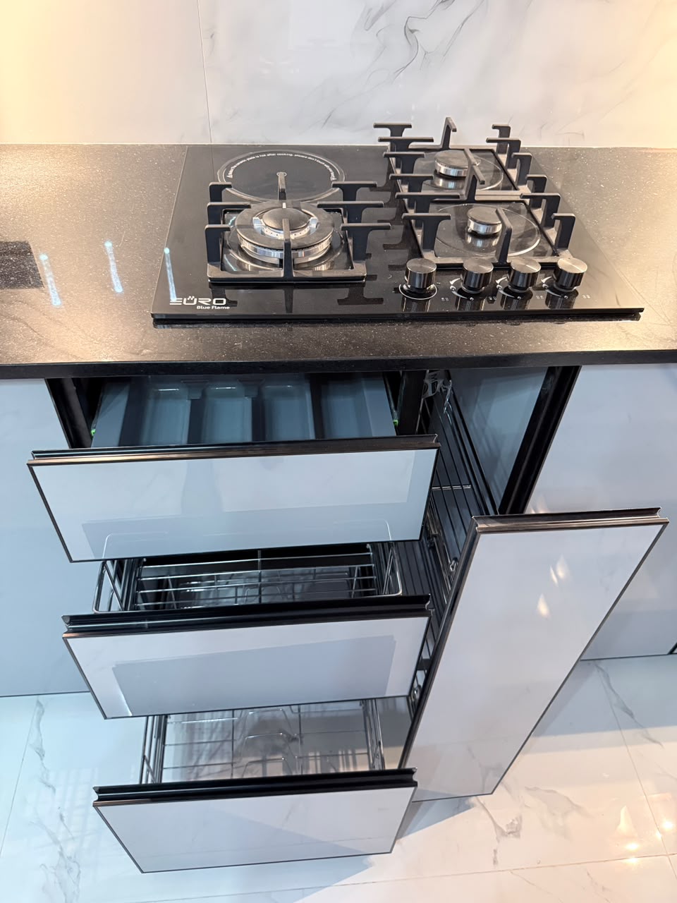Casement Aluminium Windows