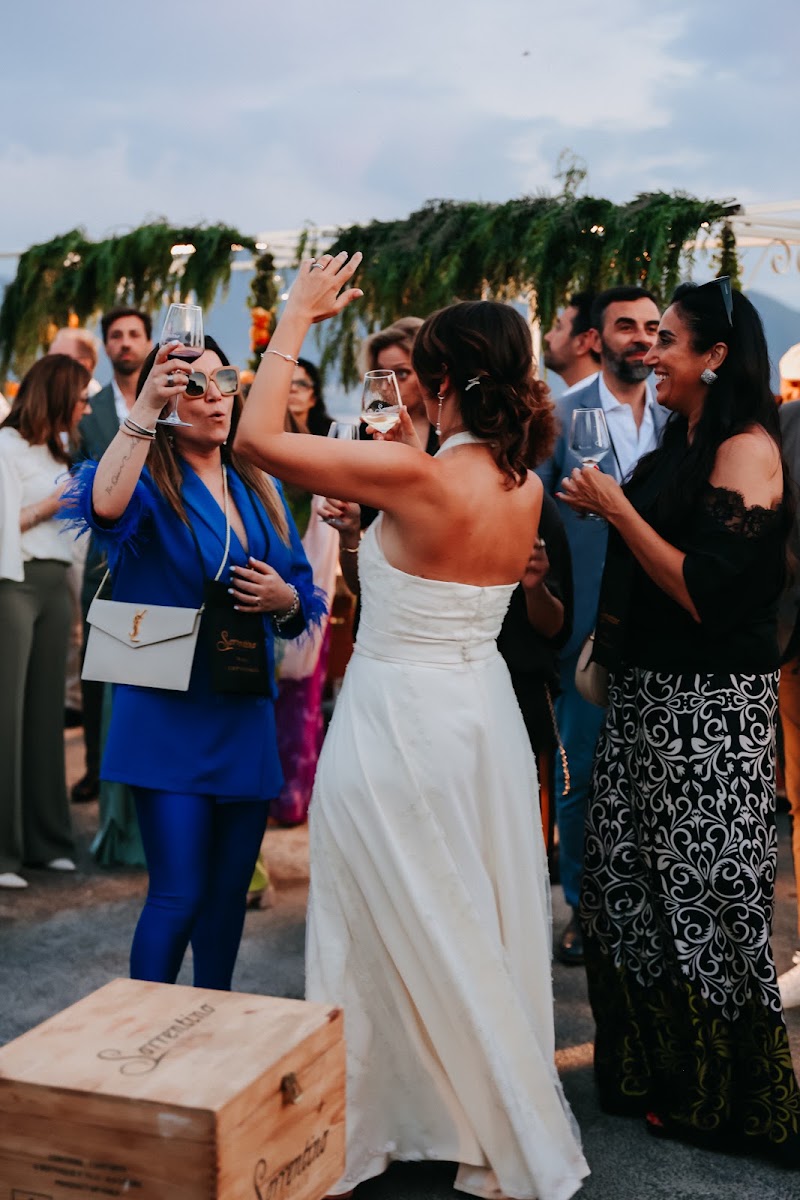 Real wedding moment at Tenuta Sorrentino among the Vesuvian vines on Mount Vesuvius