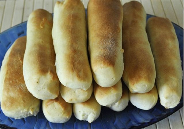 Bánh Mì Que Nướng Xốp