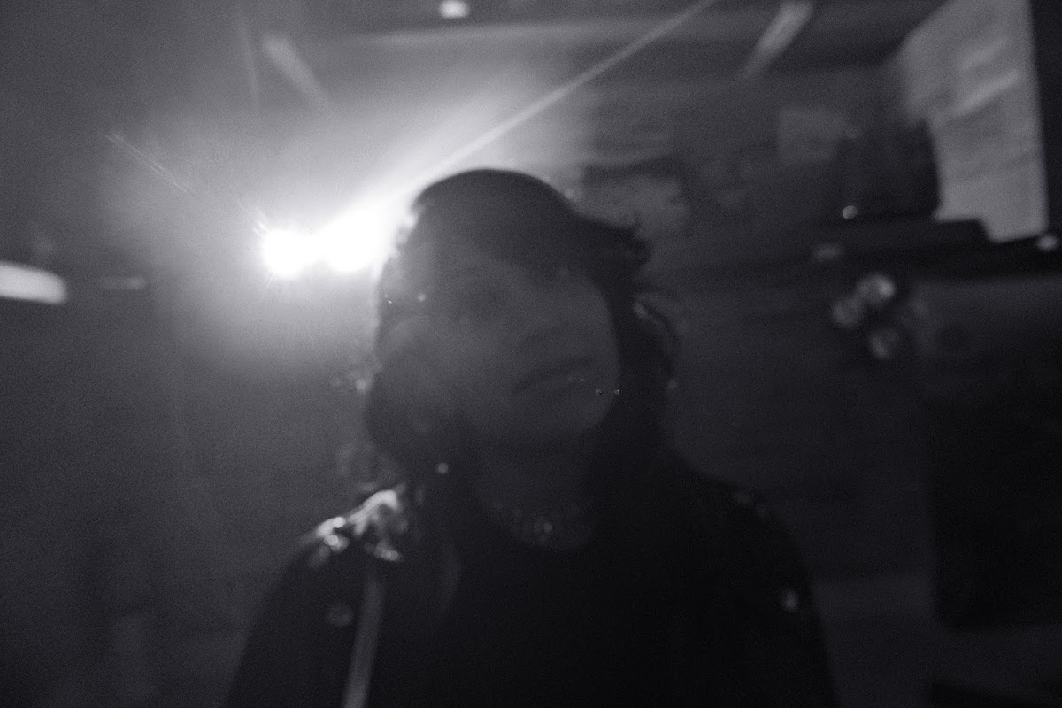 @tlau.photos_thelostandunfounds_2026-03-13_austin_last_night_noir_003