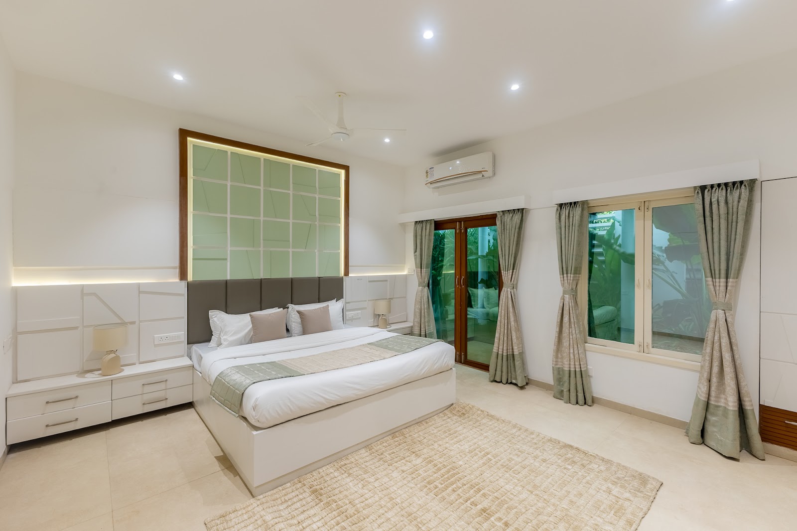 Coastline Villa