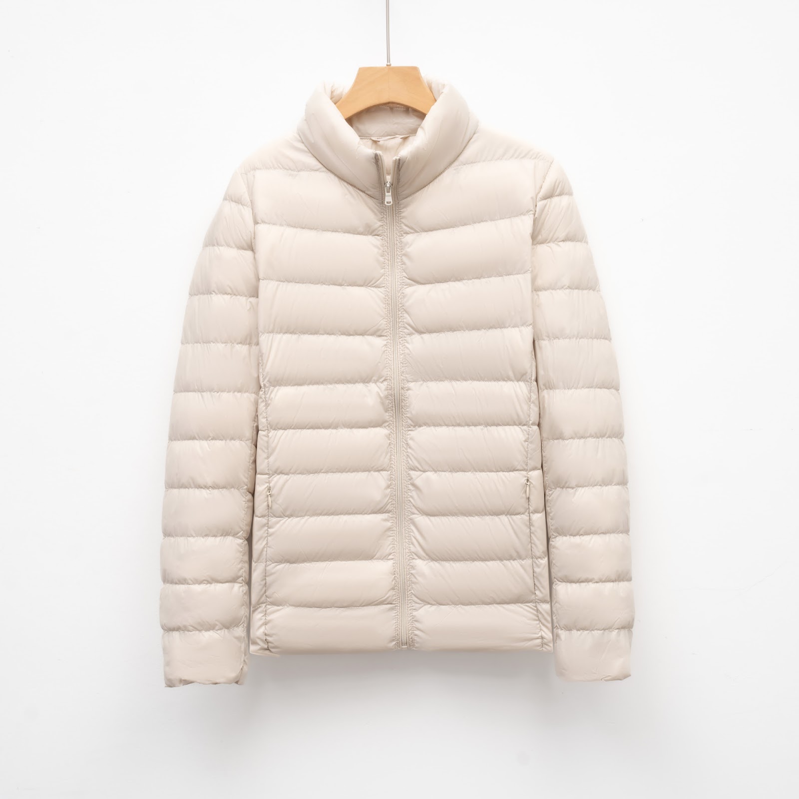 Lightweight women's down jacket, stand-up collar, slim fit