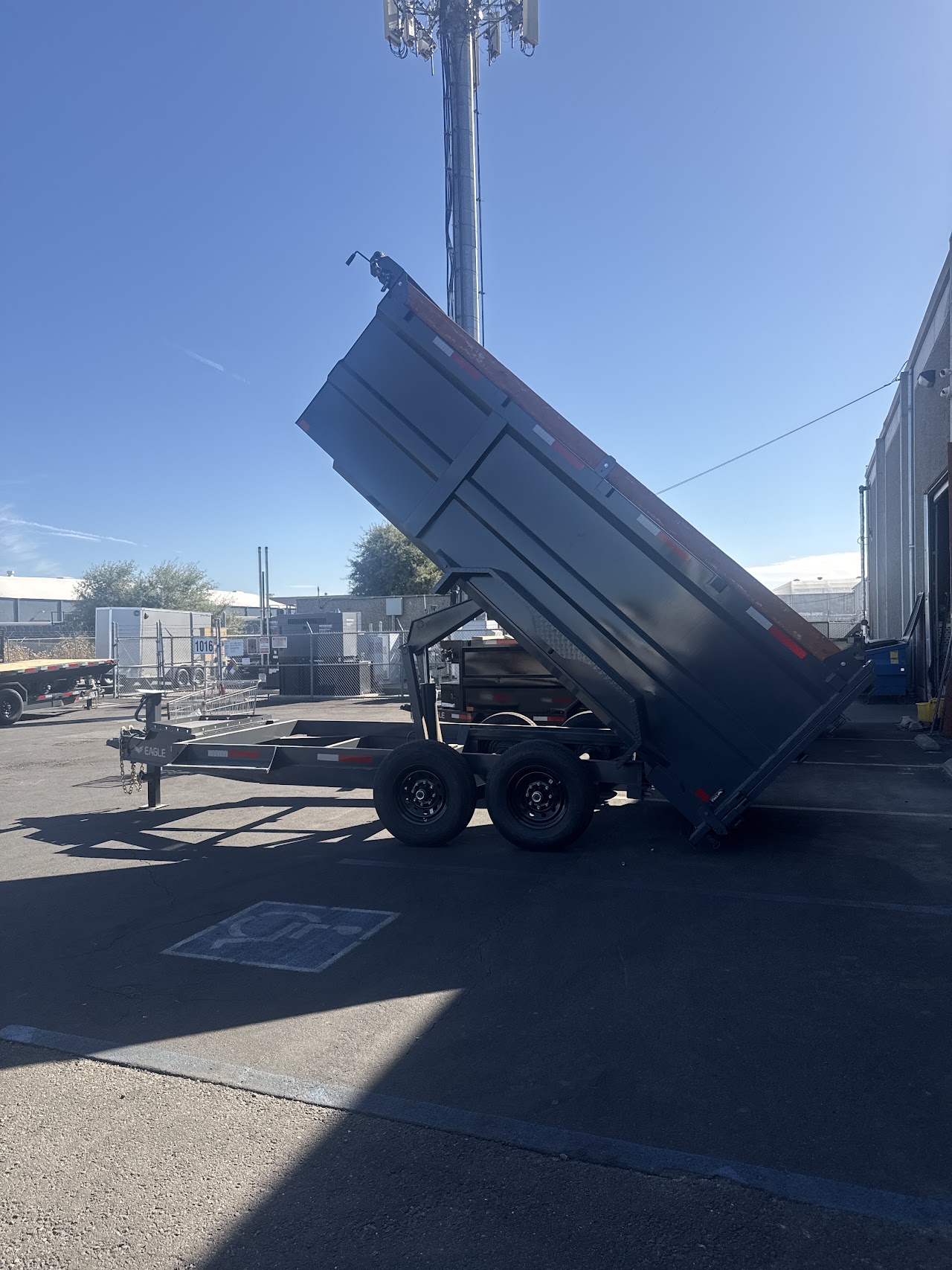 14K Venture Pro Dump