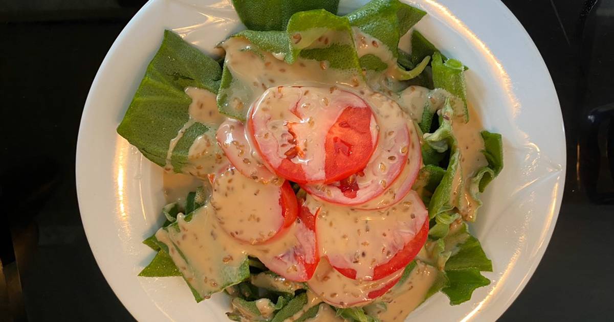 Salad rau bông tuyết cà chua