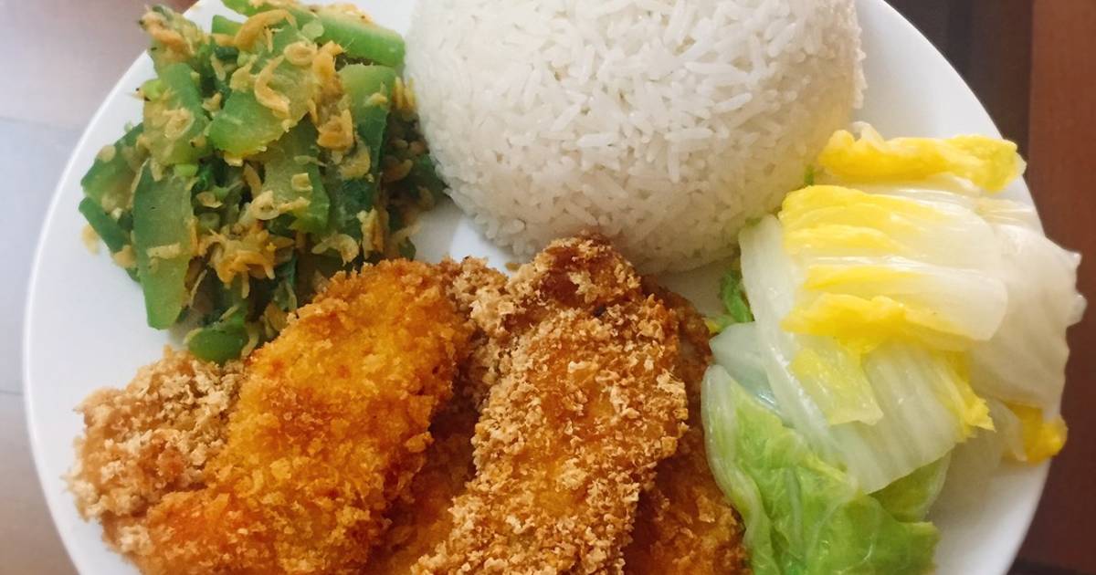 Cơm tấm ức gà chiên xù