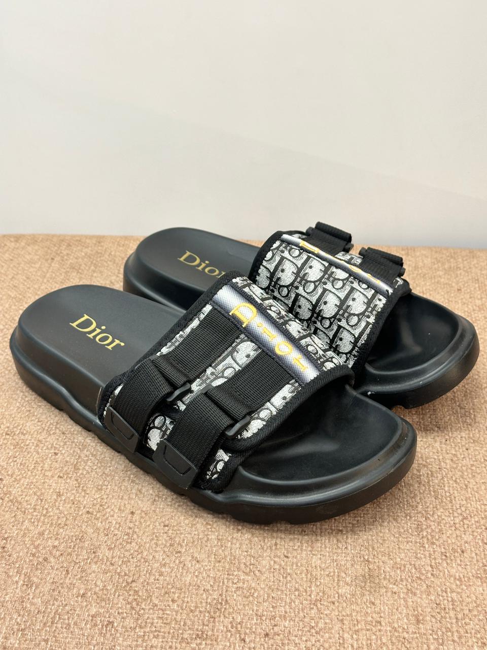 Slides 740-1 Dior W&B