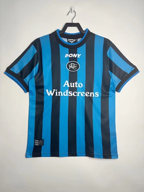 Equipación de visitante del Birmingham City 1996–97 (segunda equipación de visitante).jpeg