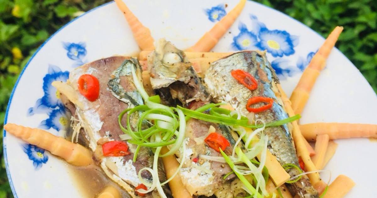 Cá nục kho măng 😋
