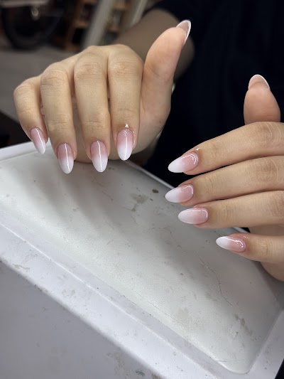Mẫu nail 270k