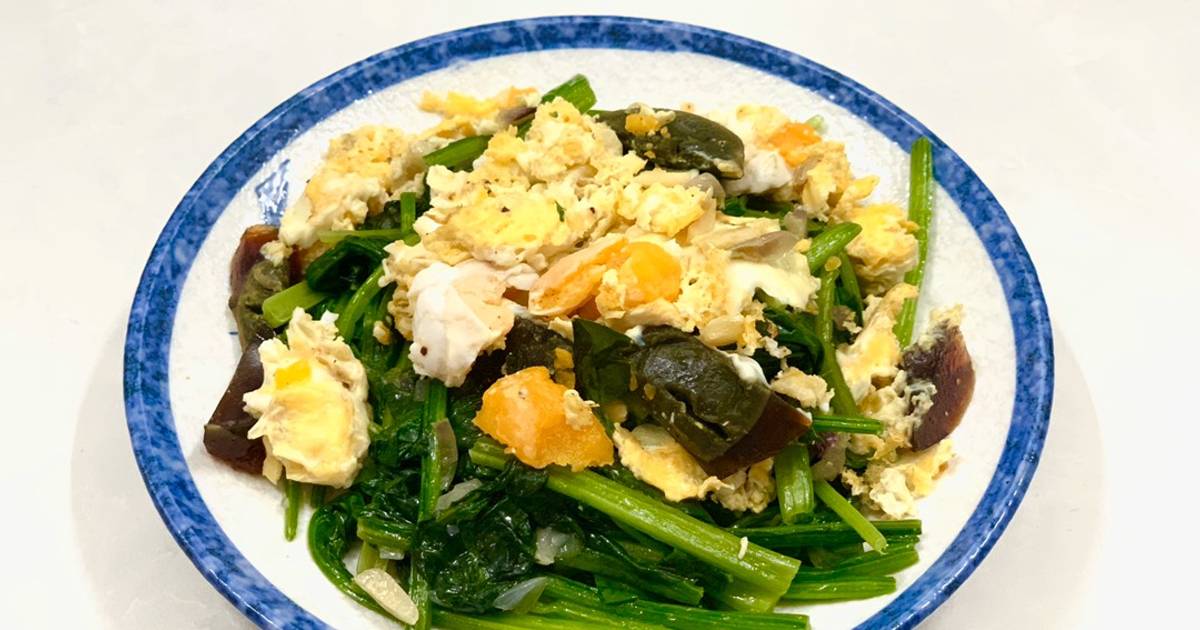 Cải Bó Xôi Xào 3 Loại Trứng