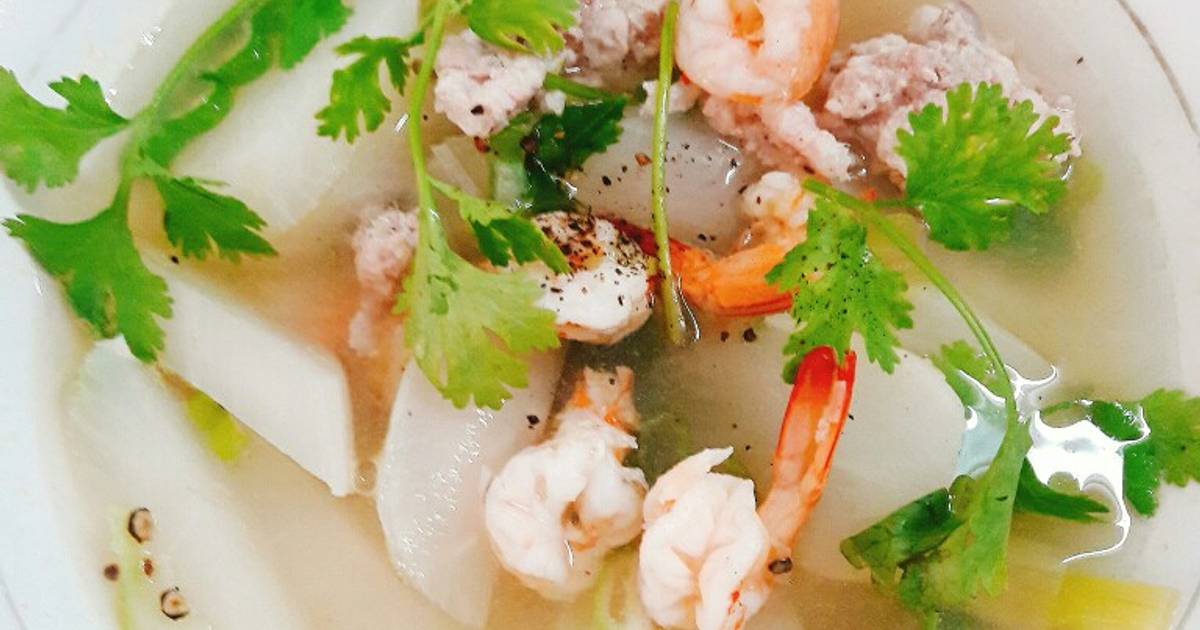 Canh củ cải trắng tôm thịt