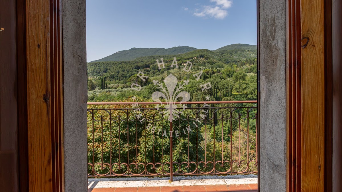 המרפסת על הגבעה (Il Balcone in Collina) — 3
