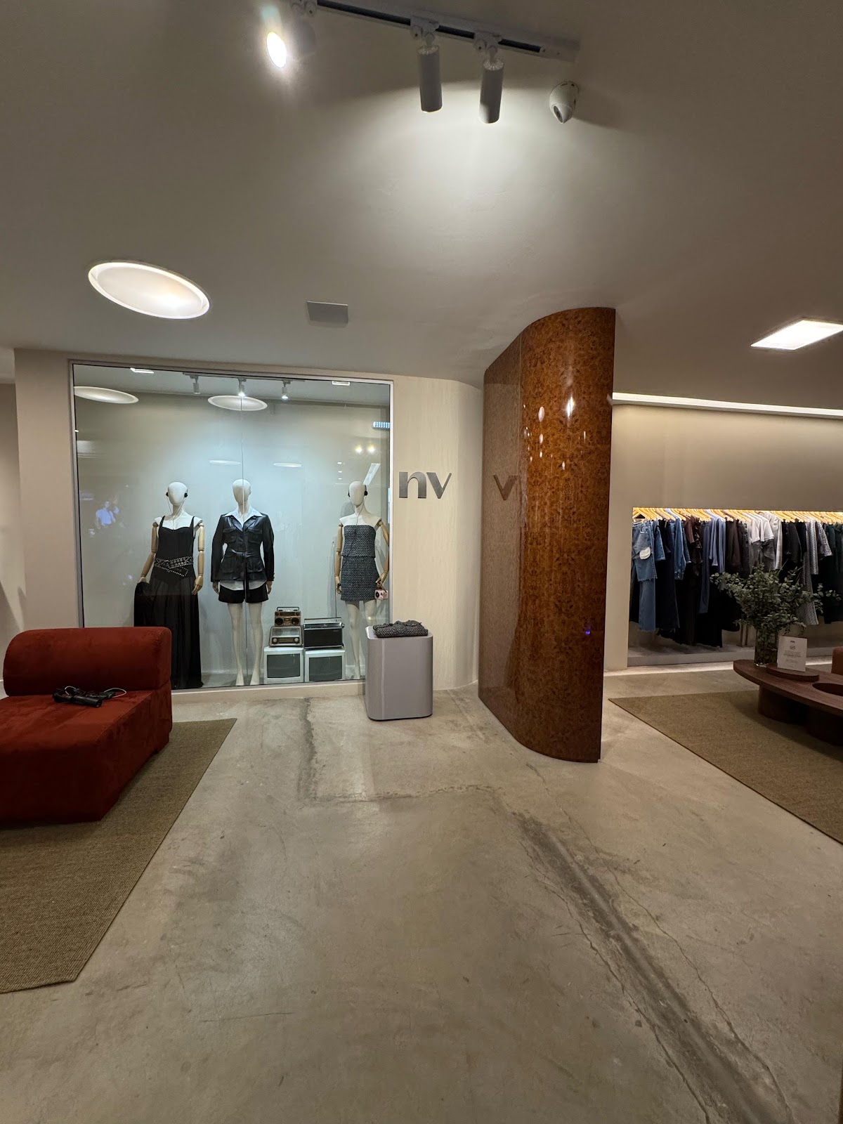 Detalhes da coleção NV — showroom Low Profile + Dreams