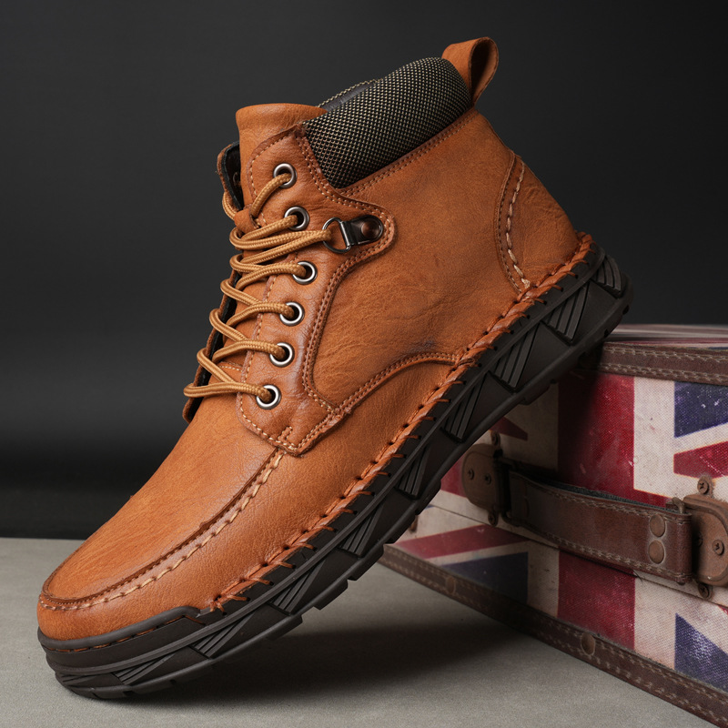 Insulated winter boots, warm and breathable