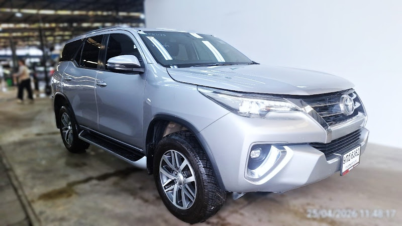 TOYOTA FORTUNER