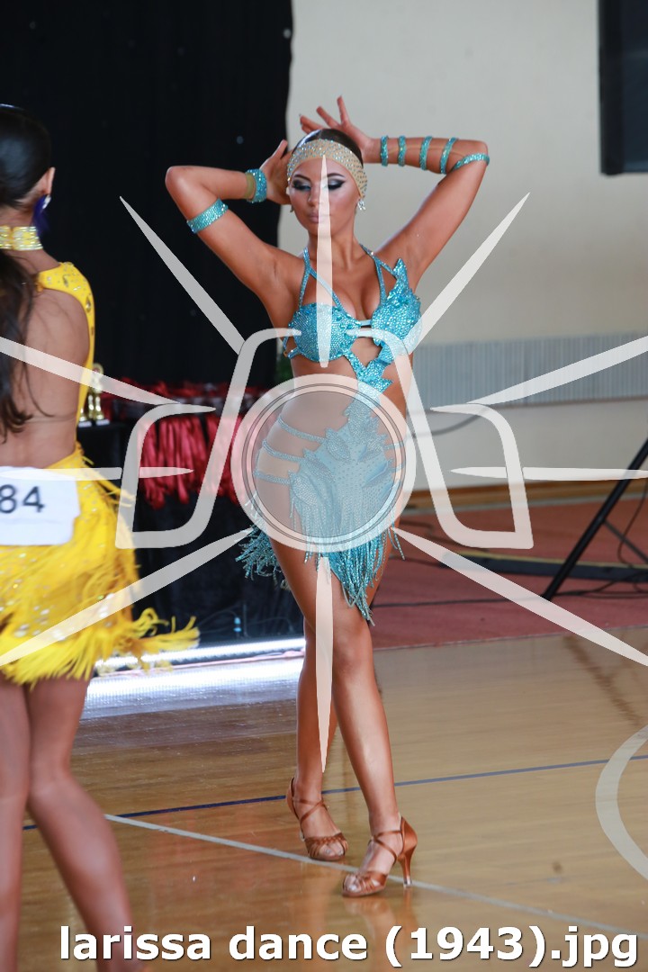 larissa dance (1943).jpg