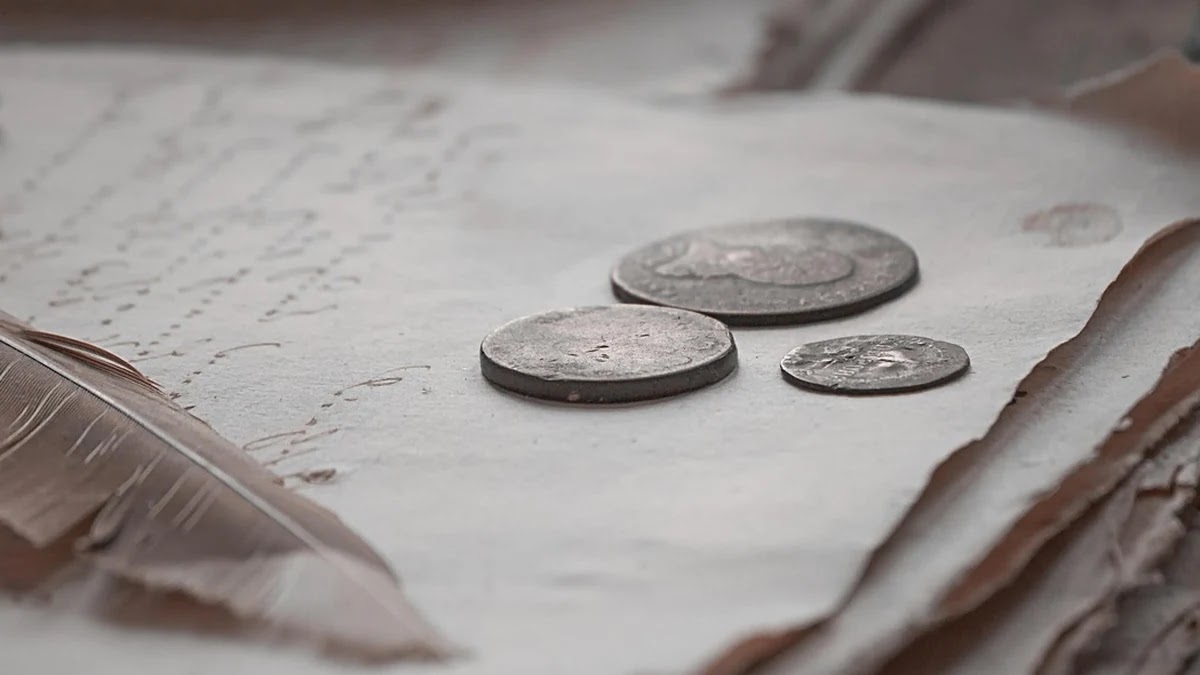 통화 개념의 역사적 변화와 현대적 의미 분석