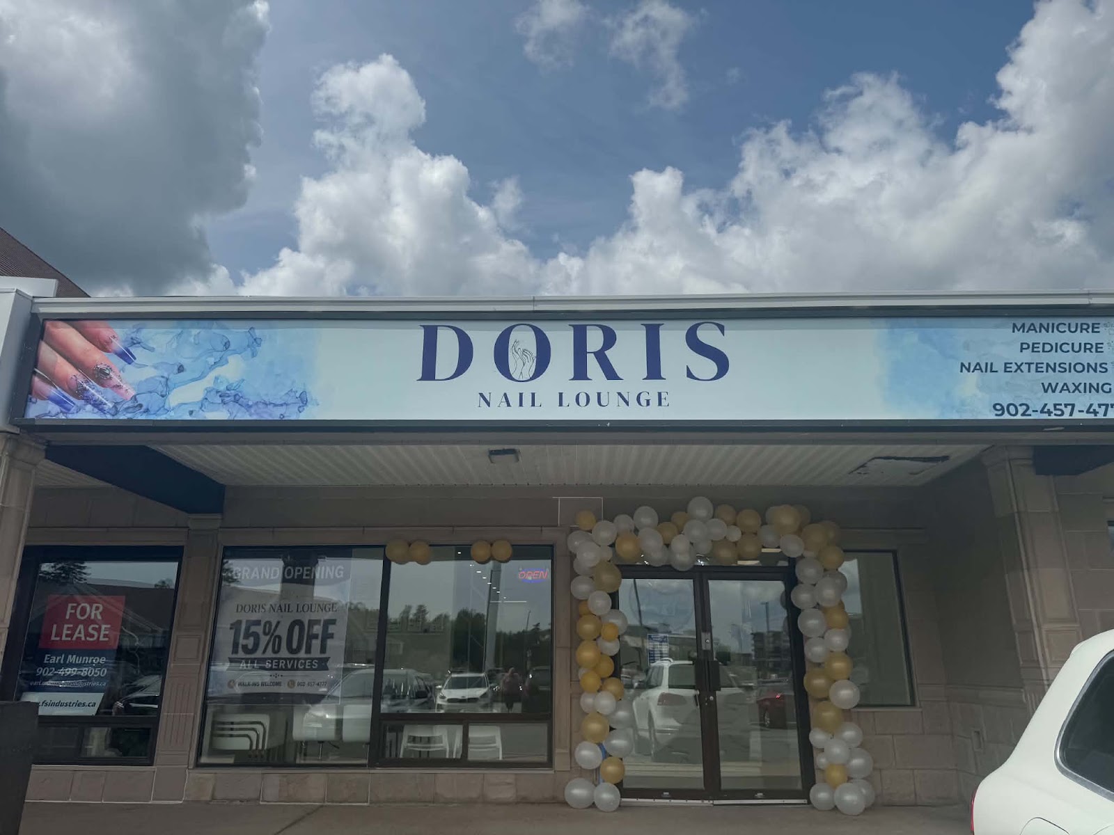 Doris Nail Lounge storefront