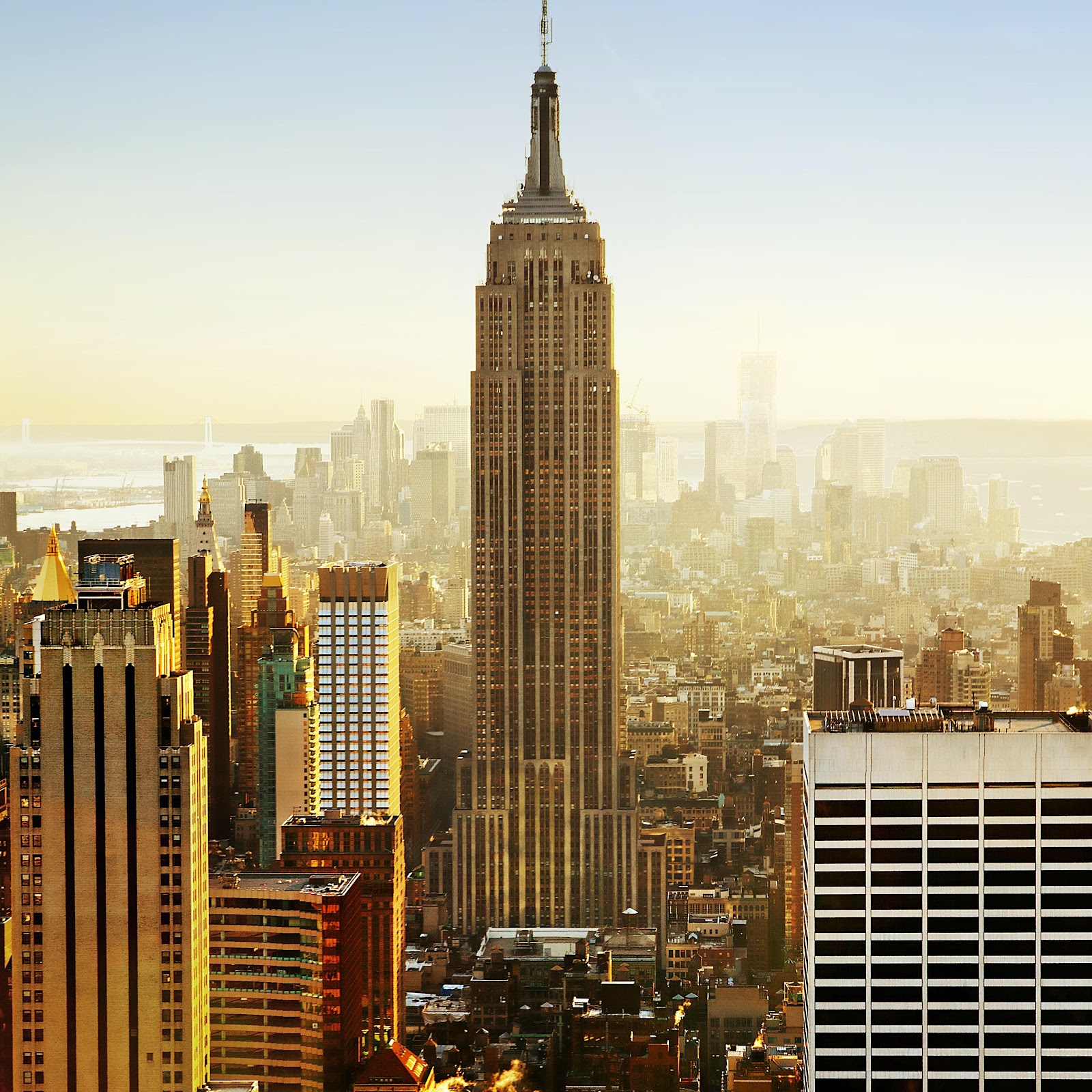 Download Empire State Building At Sunset 5K iPhone