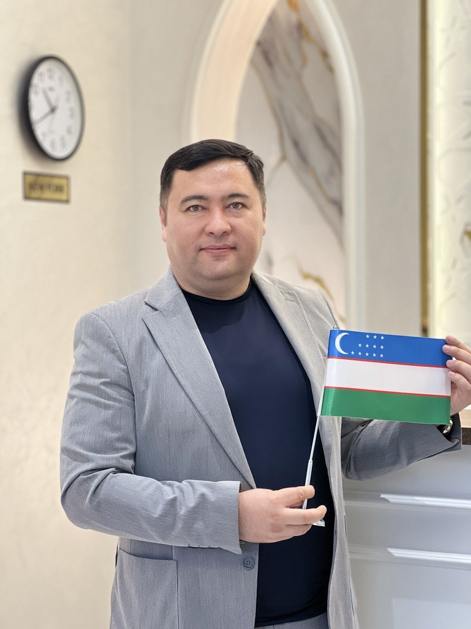 Акобир Шамсиев