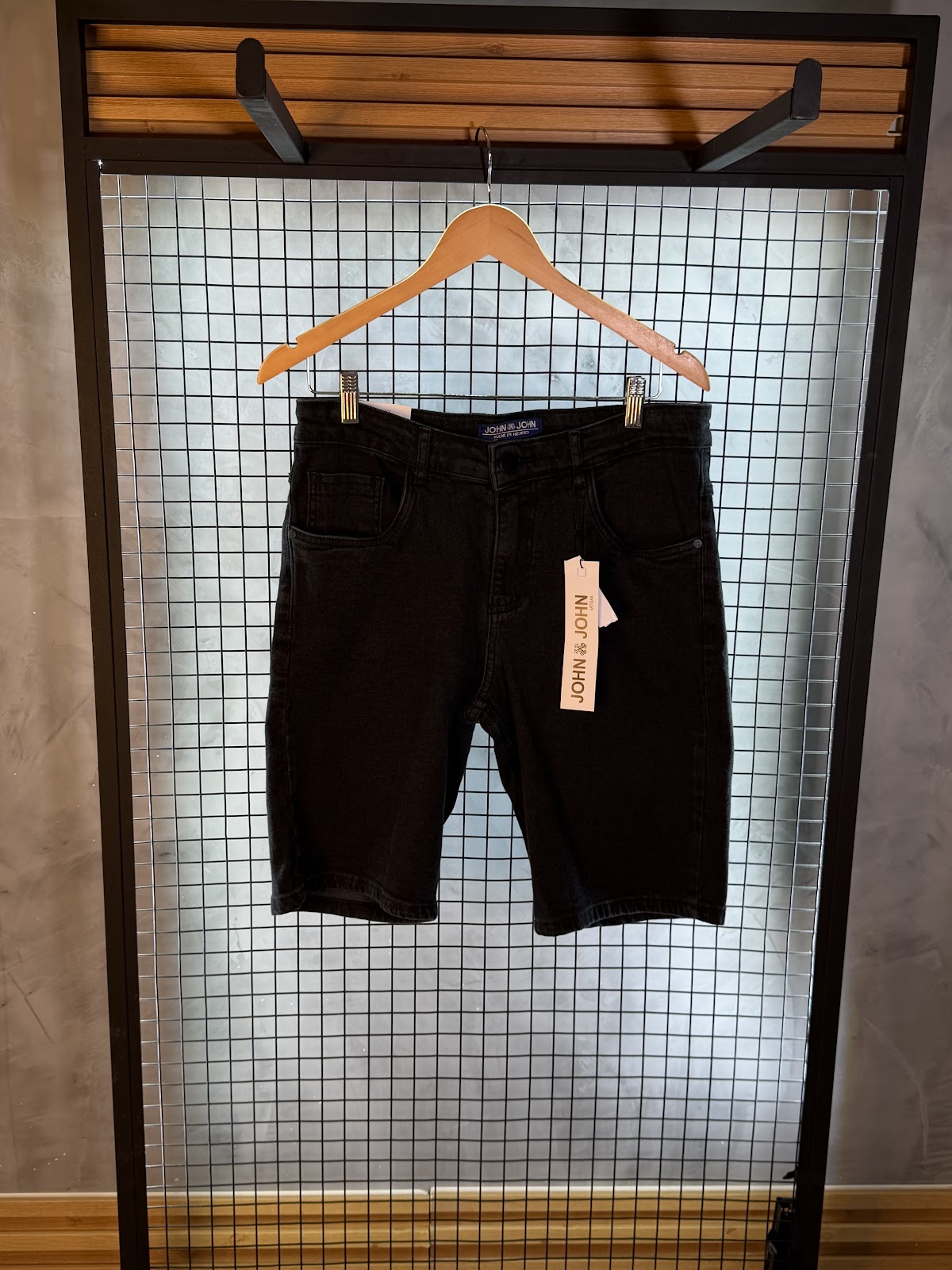 Bermuda_Jeans_Preta_D4 - Imagem 4