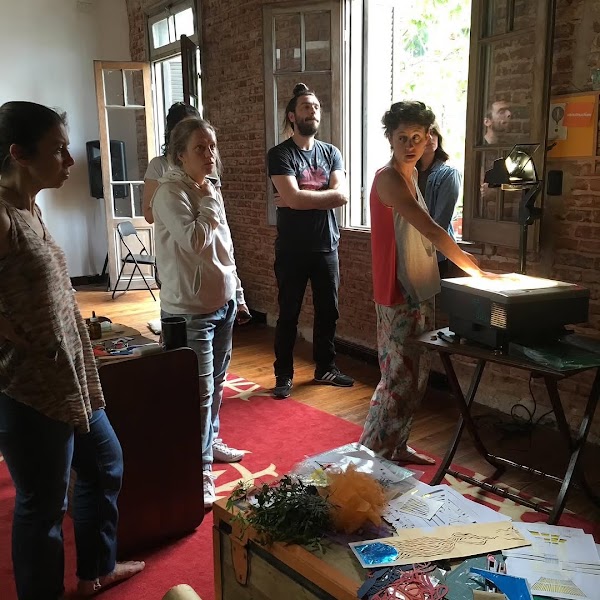 Taller de Experimentación con Retroproyectores