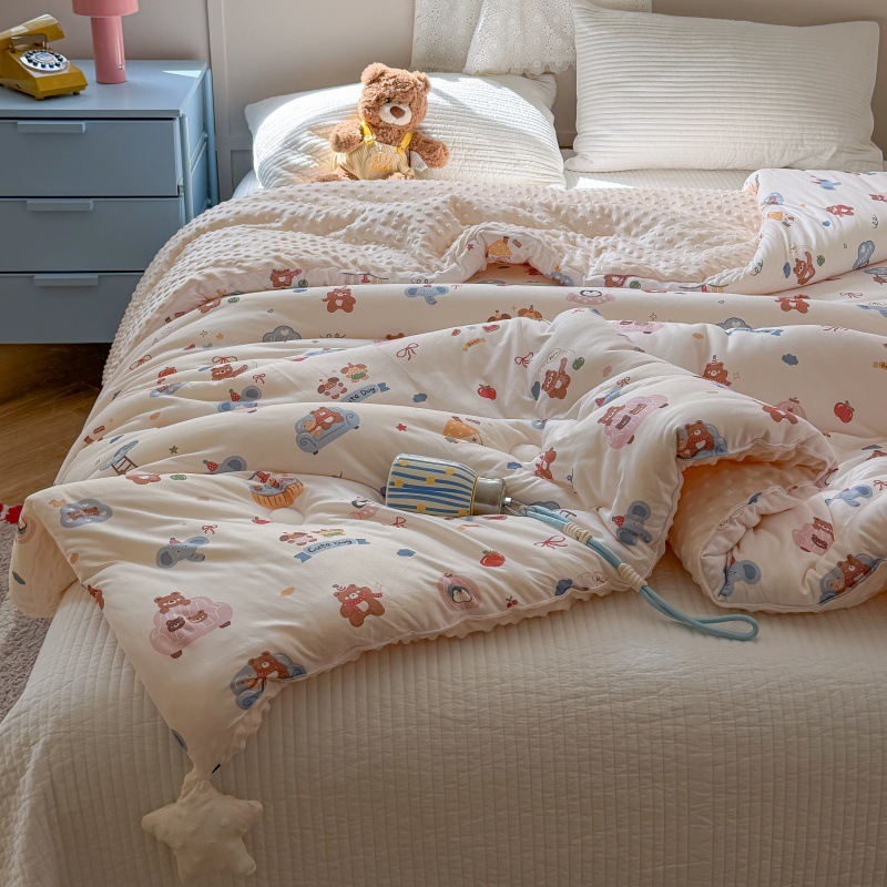 Children's comforter, machine washable