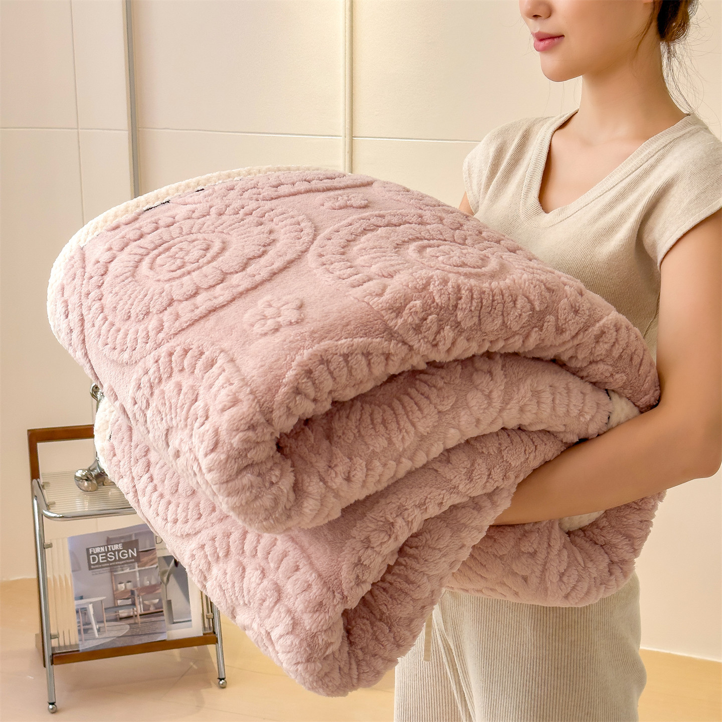 Weiche Korallenfleece-Decke mit Blumenmuster