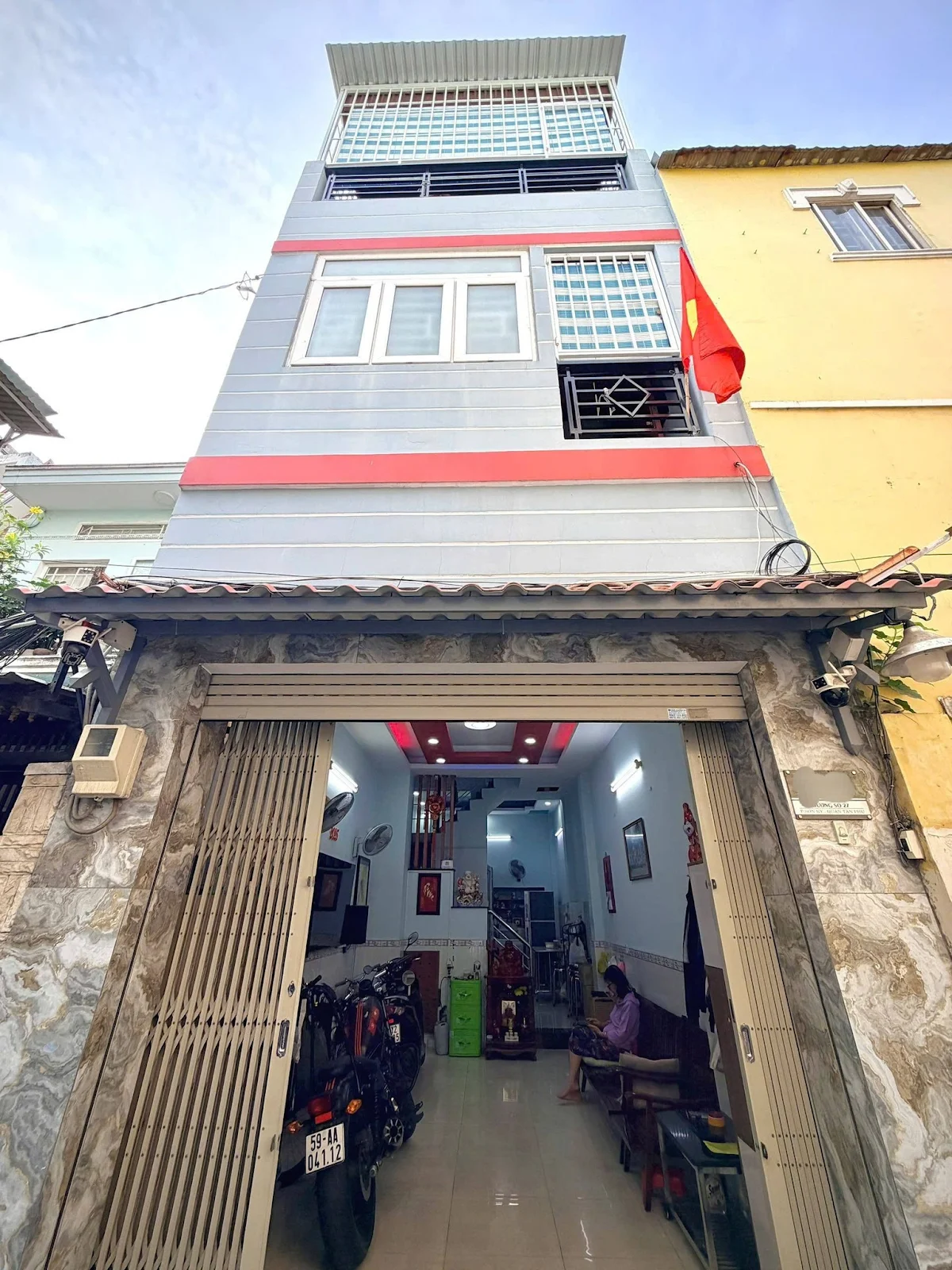 Bán nhà  3.5 x 11.1m, 3 Lầu. 1/ đường số 27, Quận Tân Phú.