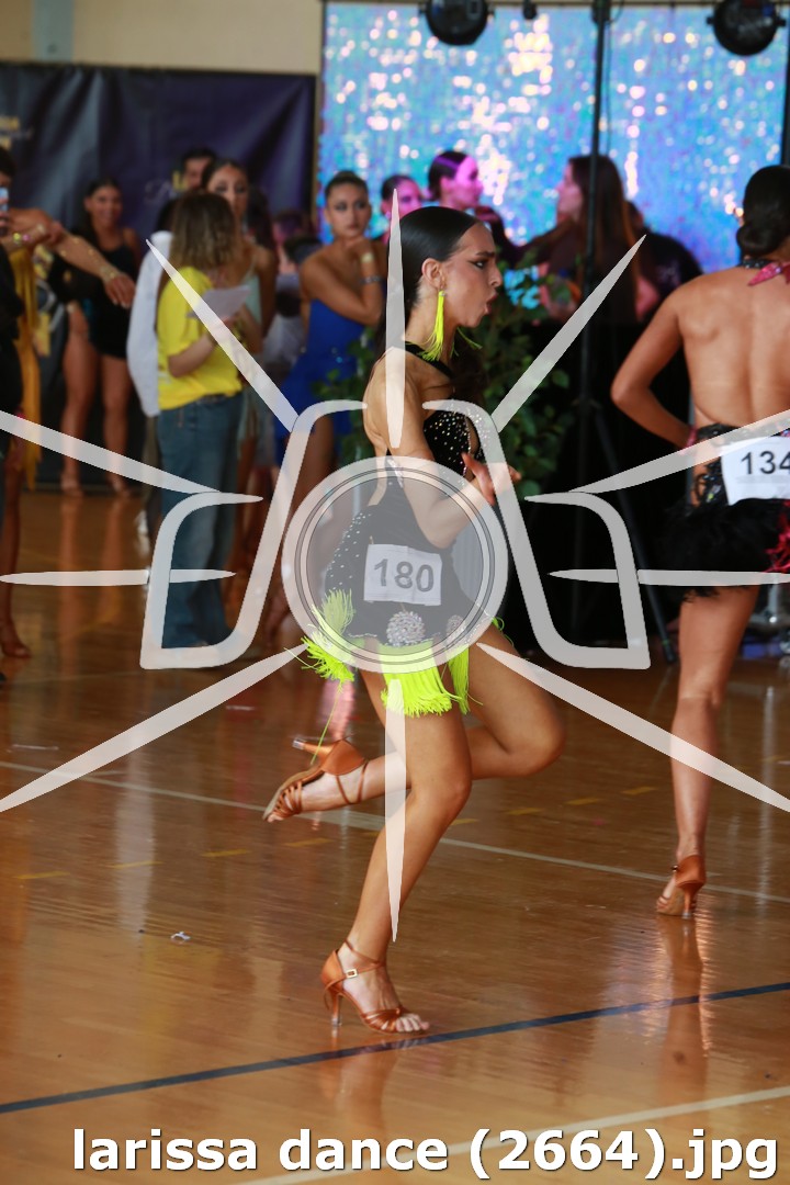 larissa dance (2664).jpg