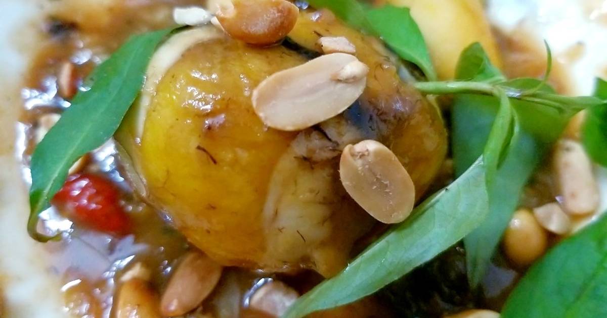 Hột vịt lộn xào me tại nhà