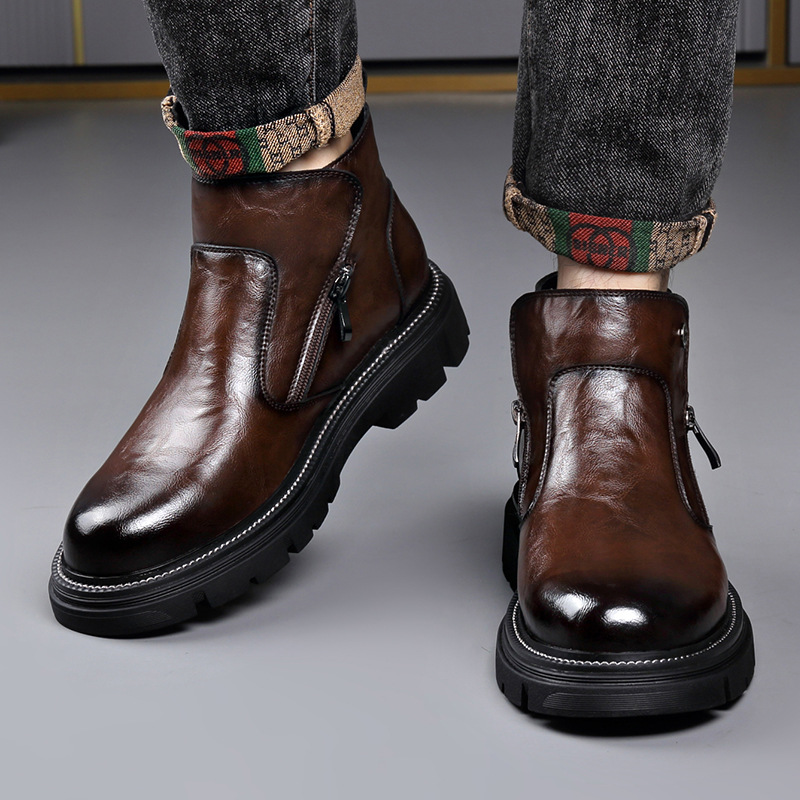Men's leather Chelsea boots with zipper