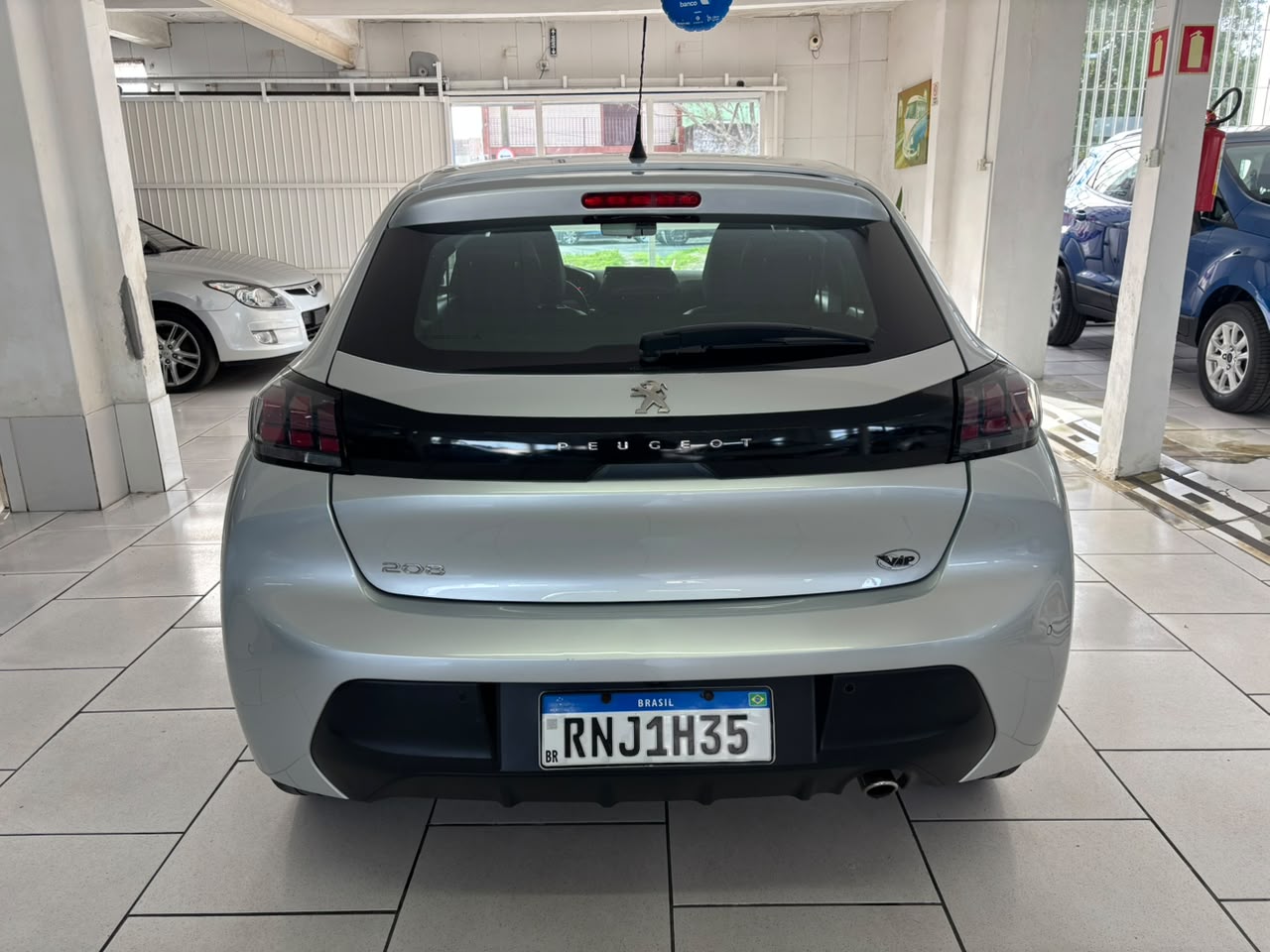Peugeot 208 - Foto 4
