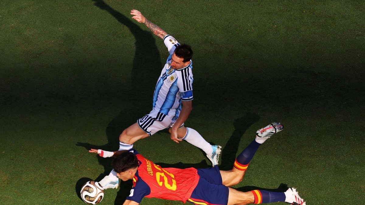 Cubarsi khiến Messi 'tắt điện' - Tạp chí Tri thức