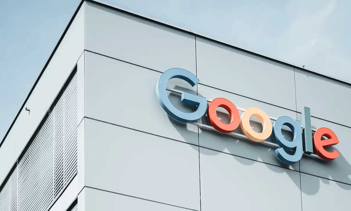 Google evalúa invertir hasta $40 mil millones en Anthropic para asegurar capacidad de cómputo y posicionamiento en IA