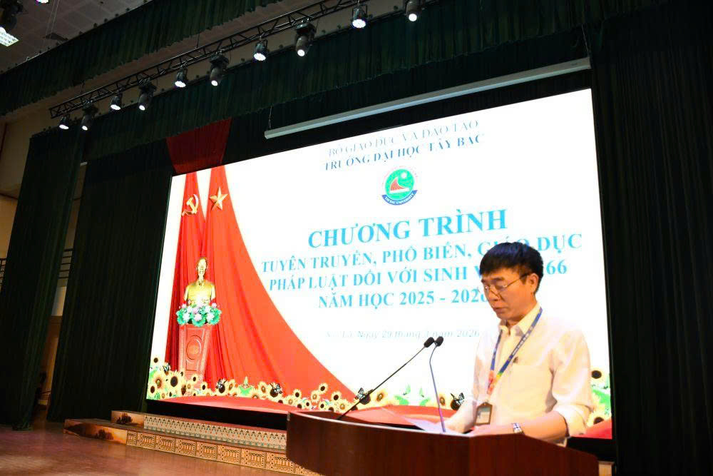 Trường Đại học Tây Bắc tổ chức chương trình tuyên truyền, phổ biến, giáo dục pháp luật đối với sinh viên k66 năm học 2025-2026